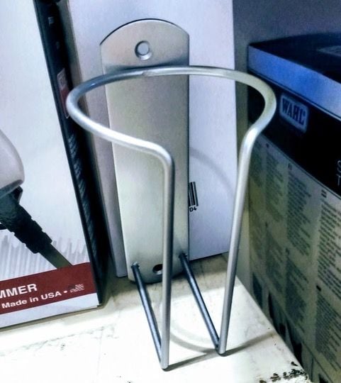 Universele Tondeusehouder Incl. Bevestigingsmiddelen - KOOS • alles voor je haar