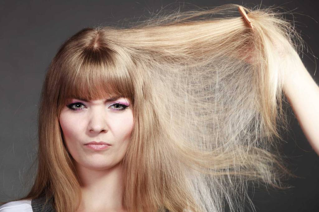 Tips om droog haar te voorkomen en te herstellen bij KOOS